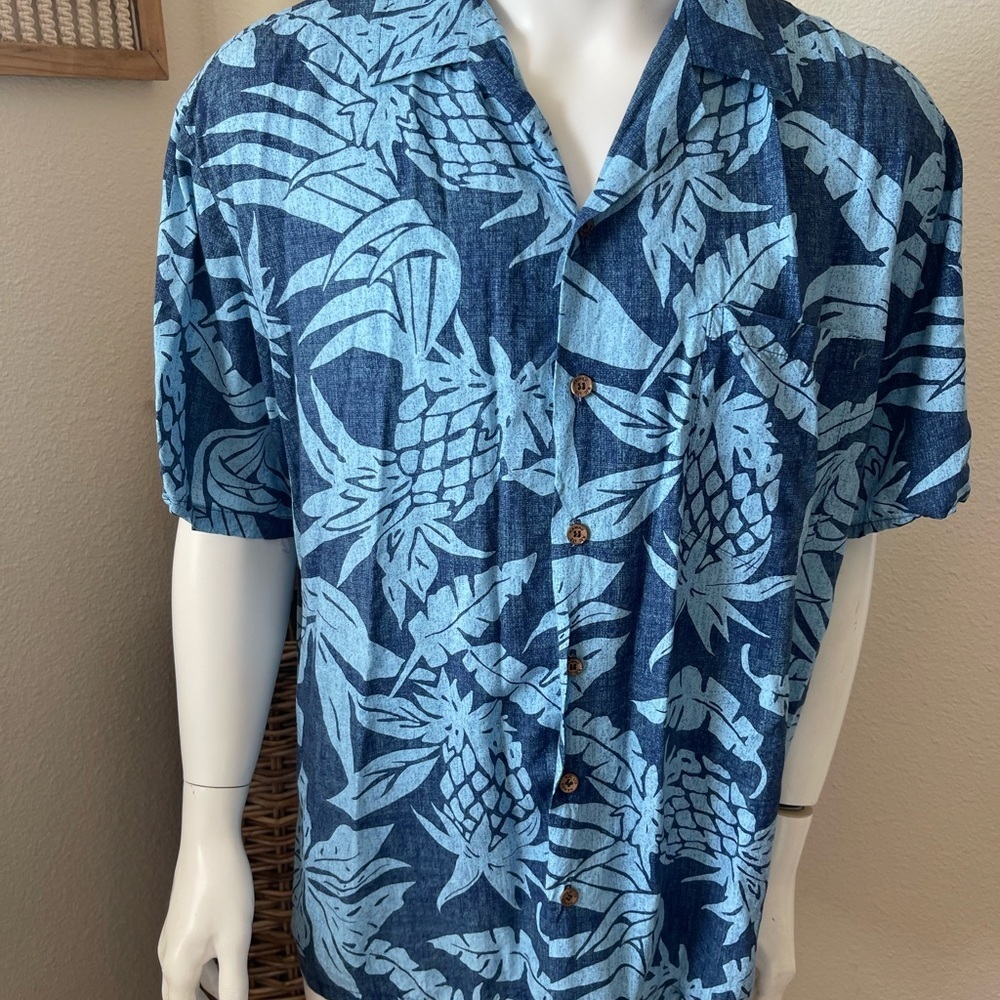 Kalaheo Blue Floral and Pineapple Hawiian Print Button Up Shirt Size XL